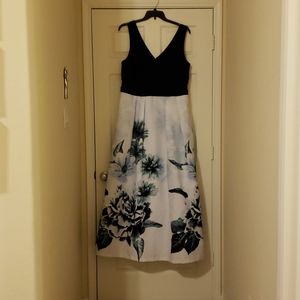Xscape Sleeveless Navy Floral Gown